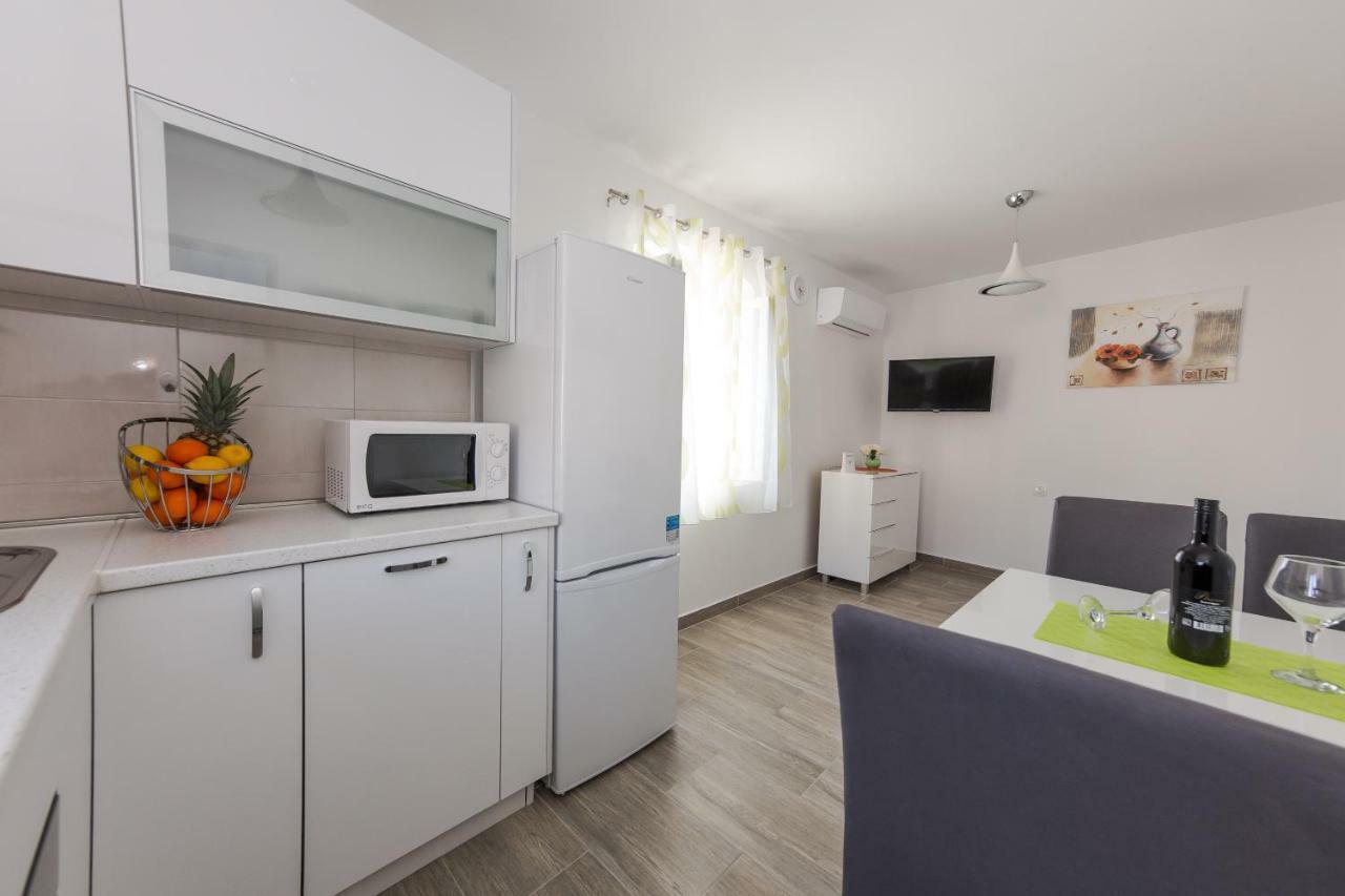 Apartman Ankica Kaštela Eksteriør bilde