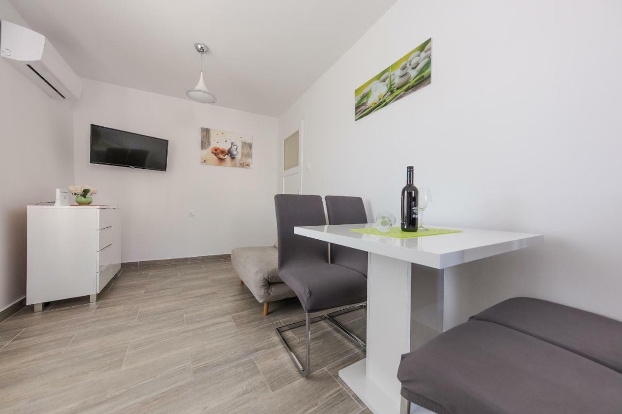 Apartman Ankica Kaštela Eksteriør bilde